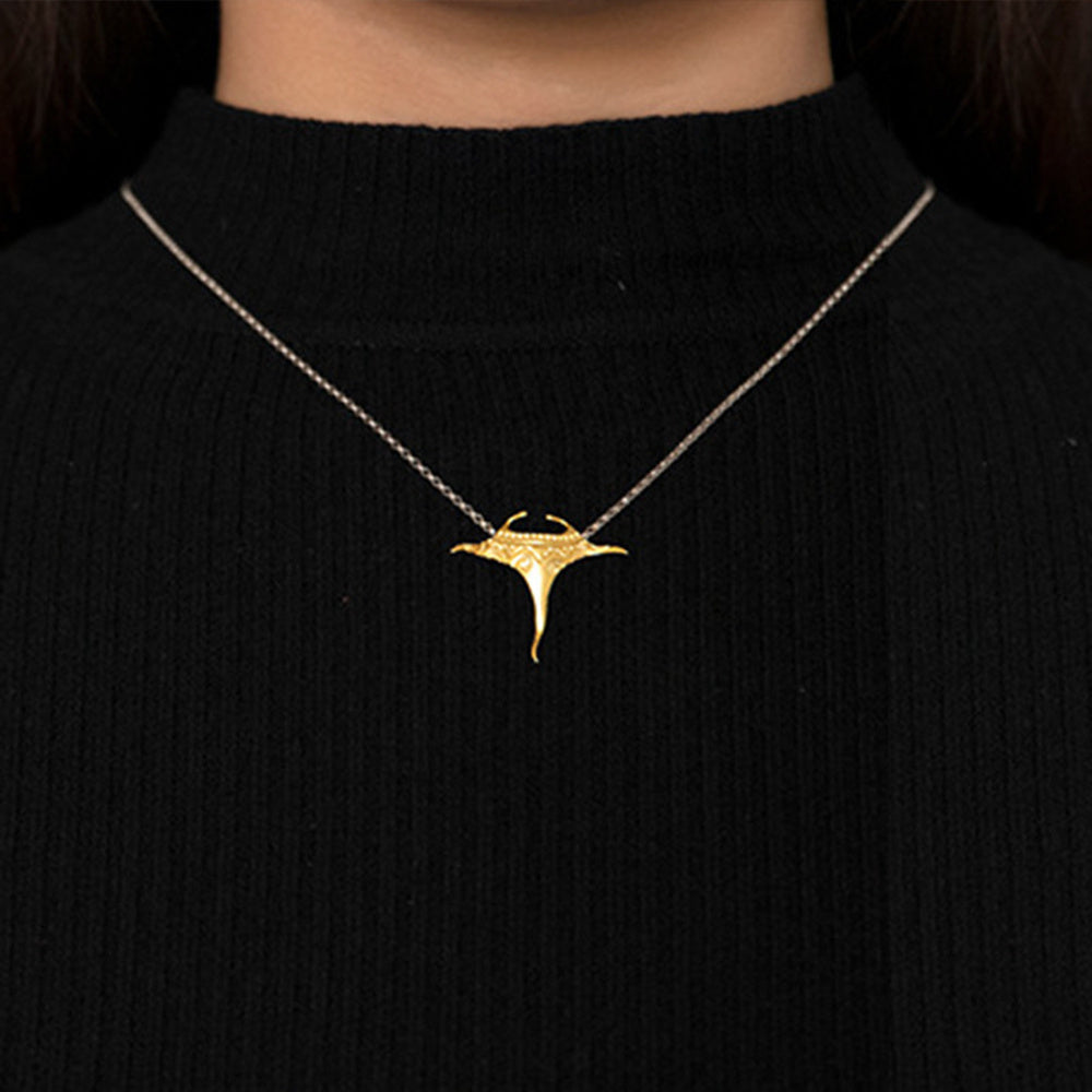 Ocean Gentleman Stingray Necklace Fashion