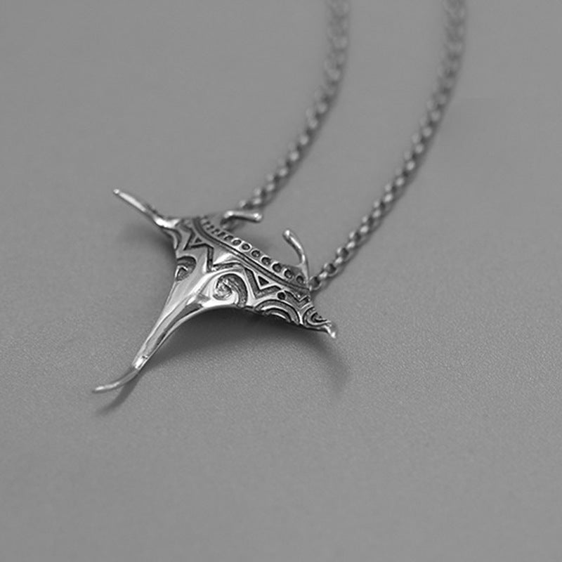 Ocean Gentleman Stingray Necklace Fashion